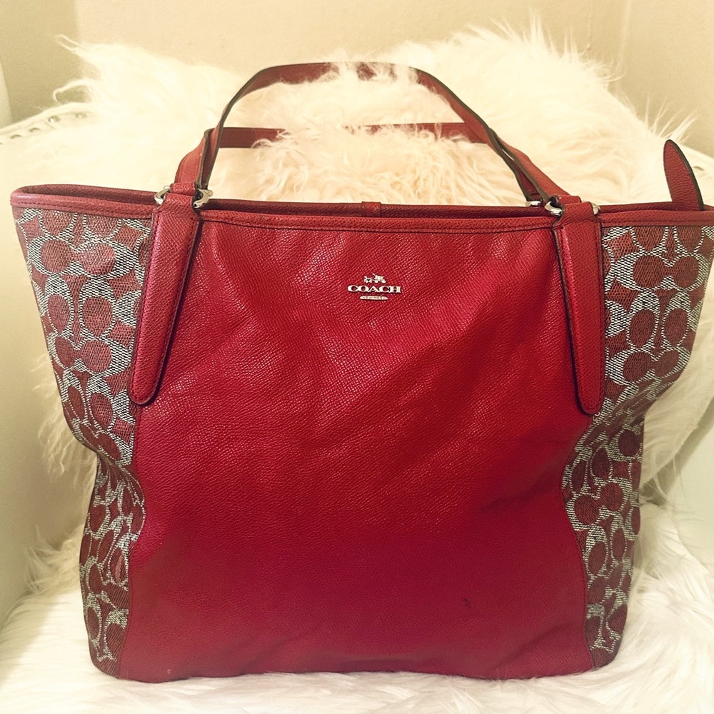 COACH SAFFIANO PVC BAILEY TOTE RED